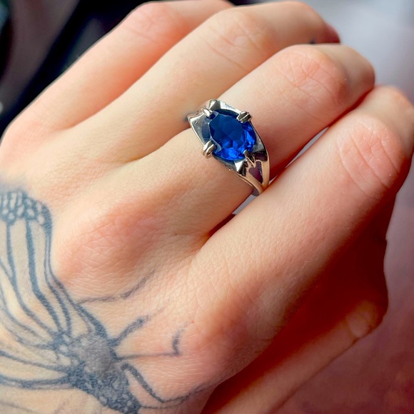 Jewelry - Vintage Oval Cut Blue Gemstone 14 Karat White Gold Ring
